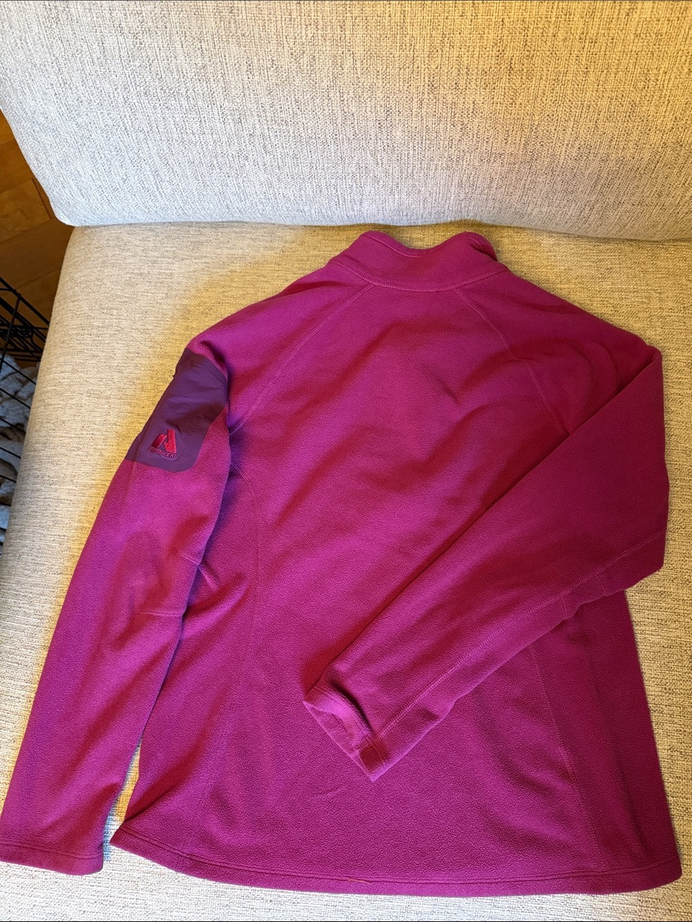 Eddie Bauer Plum Quarter-Zip Fleece Pullover with Zip Chest Pocket - Picture 4 of 4